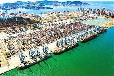 青岛港(601298.SH)：今年以来，青岛港液体散货板块新增仓储产能200万立方米