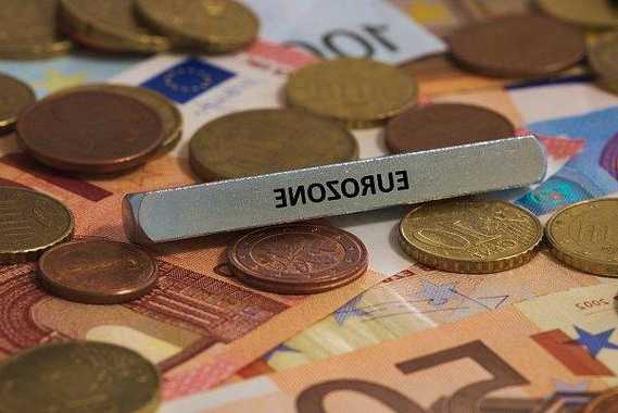 德国央行行长警告：欧元区经济面临不确定性 通胀回落速度将放缓